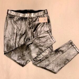 NEW! Free People Metallic Pull on Legging/pant. Size 31